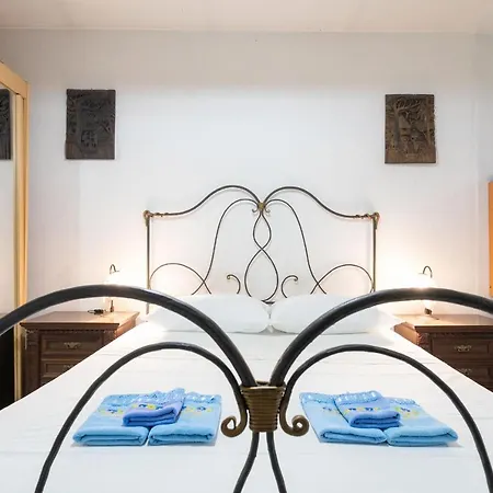 Frullo - Cozy And Authentic Two Bedrooms In Old Town Apartament *