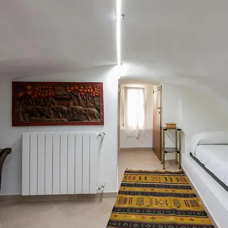 Frullo - Cozy And Authentic Two Bedrooms In Old Town
