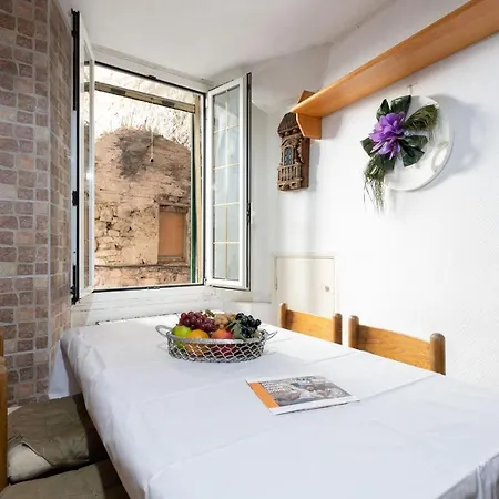 Frullo - Cozy And Authentic Two Bedrooms In Old Town Lejlighed Camporosso (Liguria)